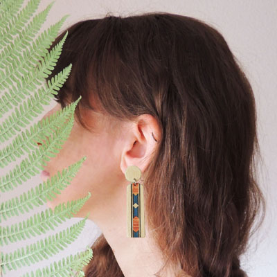 boucle d'oreille bois longue ethnique